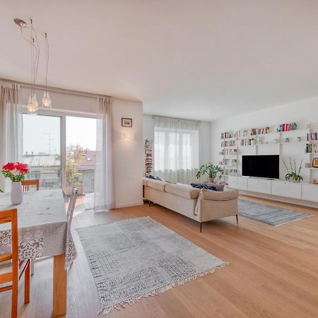 Ferrucci, 10 - Elegante Oasi Urbana A Milano Lejlighed Eksteriør billede