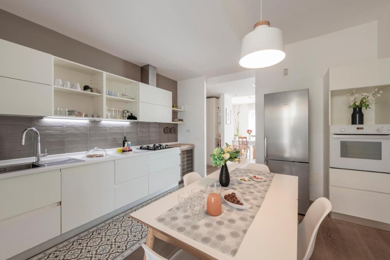 Ferrucci, 10 - Elegante Oasi Urbana A Milano Lejlighed Eksteriør billede